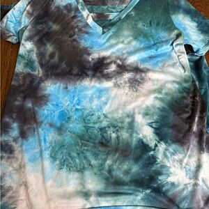 White Birch Blue and Black Tie-Dye Top